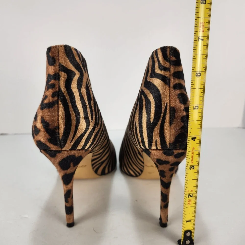 Aldo Women's Elegant Dressy Animal Print‎ Velvet Pointy Toe Booties Size 6.5